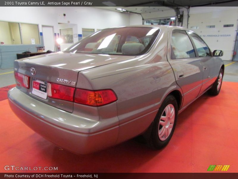 Antique Sage Pearl / Gray 2001 Toyota Camry LE