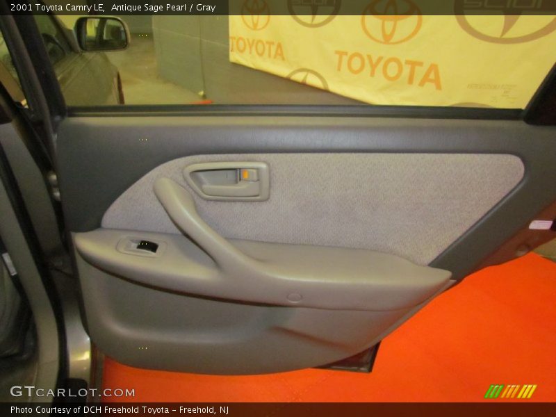 Antique Sage Pearl / Gray 2001 Toyota Camry LE