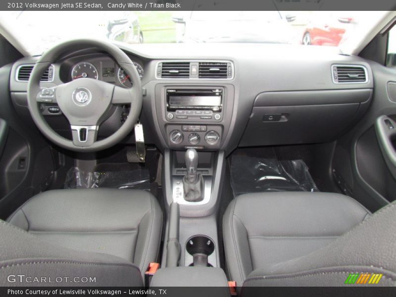 Candy White / Titan Black 2012 Volkswagen Jetta SE Sedan