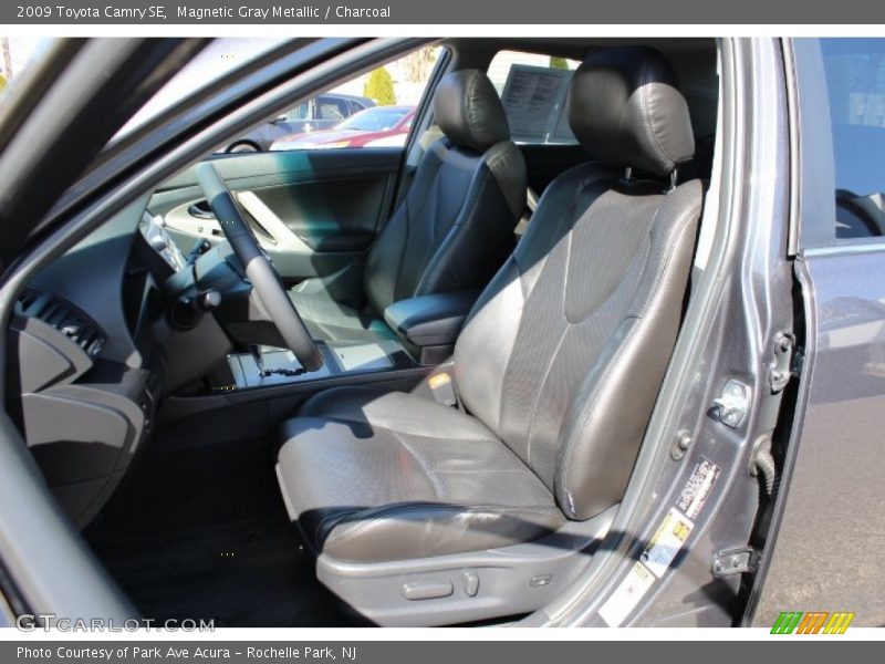 Magnetic Gray Metallic / Charcoal 2009 Toyota Camry SE