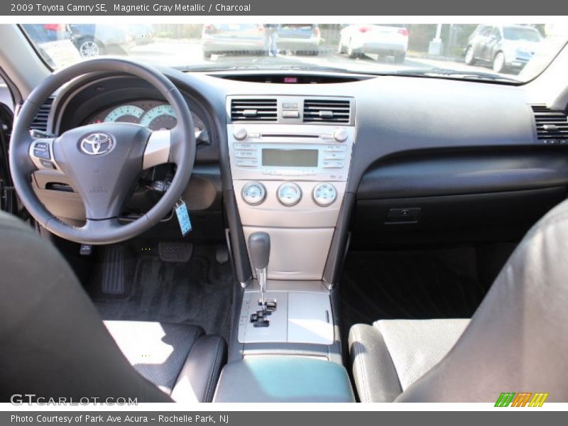 Magnetic Gray Metallic / Charcoal 2009 Toyota Camry SE