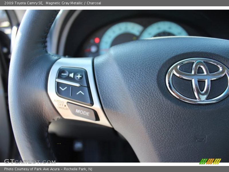 Magnetic Gray Metallic / Charcoal 2009 Toyota Camry SE