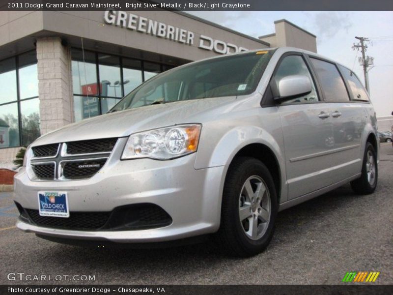 Bright Silver Metallic / Black/Light Graystone 2011 Dodge Grand Caravan Mainstreet