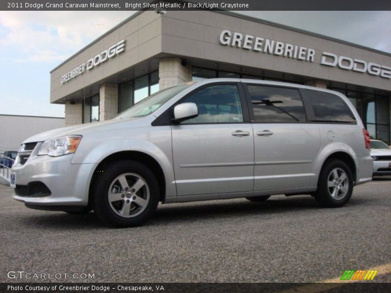 Bright Silver Metallic / Black/Light Graystone 2011 Dodge Grand Caravan Mainstreet