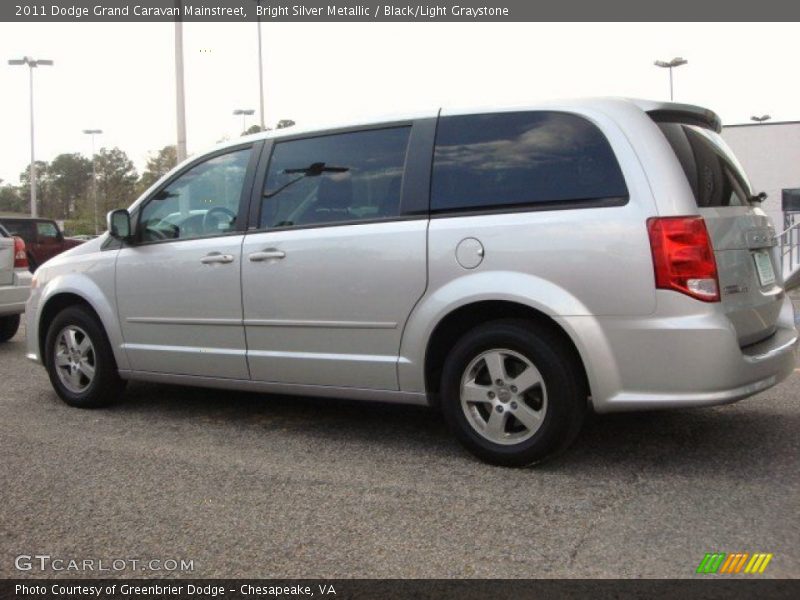 Bright Silver Metallic / Black/Light Graystone 2011 Dodge Grand Caravan Mainstreet