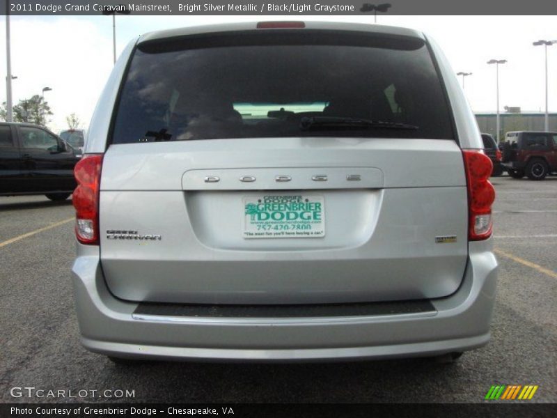 Bright Silver Metallic / Black/Light Graystone 2011 Dodge Grand Caravan Mainstreet