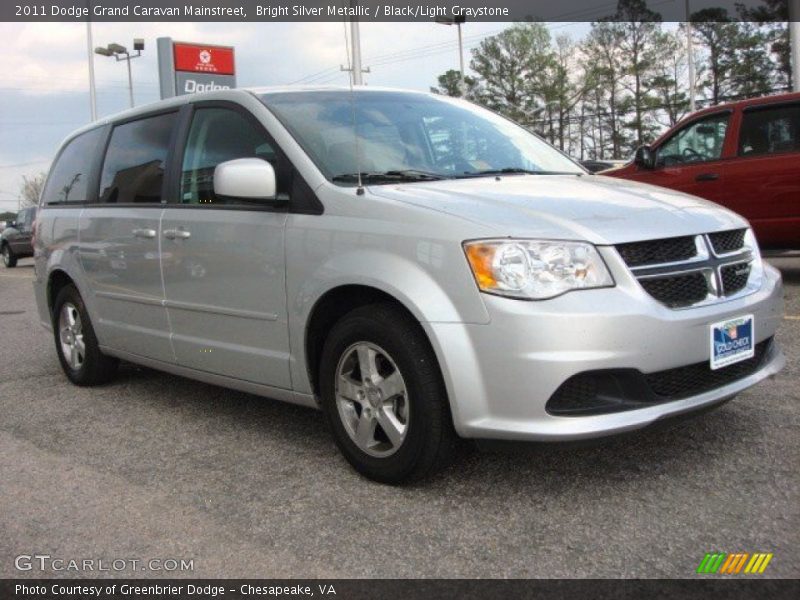 Bright Silver Metallic / Black/Light Graystone 2011 Dodge Grand Caravan Mainstreet