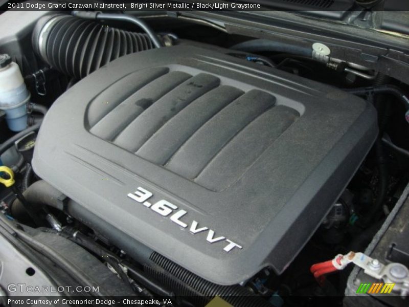 Bright Silver Metallic / Black/Light Graystone 2011 Dodge Grand Caravan Mainstreet