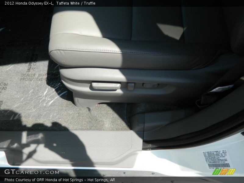 Taffeta White / Truffle 2012 Honda Odyssey EX-L