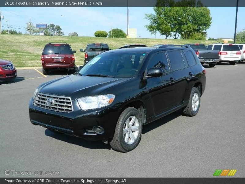 Magnetic Gray Metallic / Ash 2010 Toyota Highlander