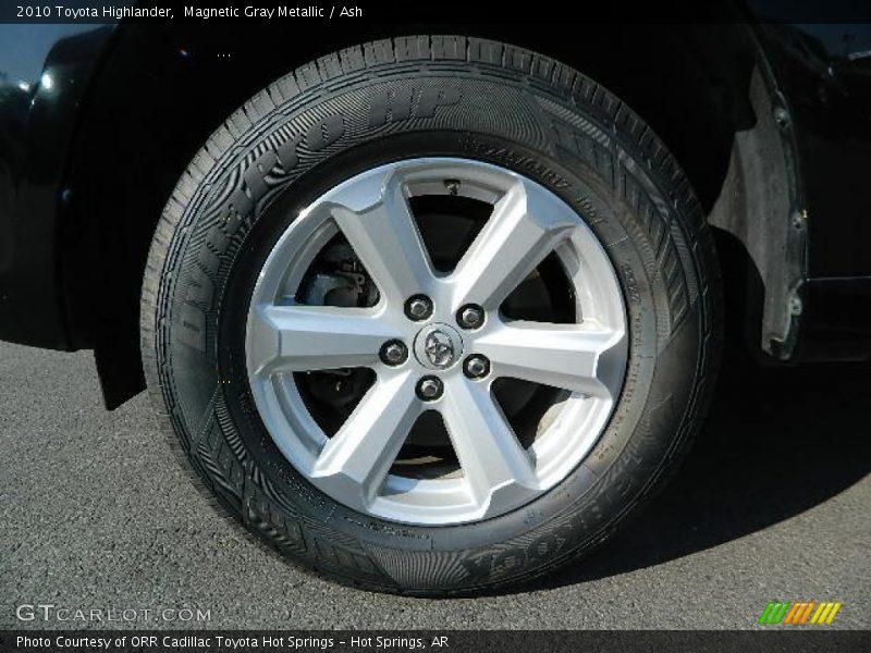 Magnetic Gray Metallic / Ash 2010 Toyota Highlander