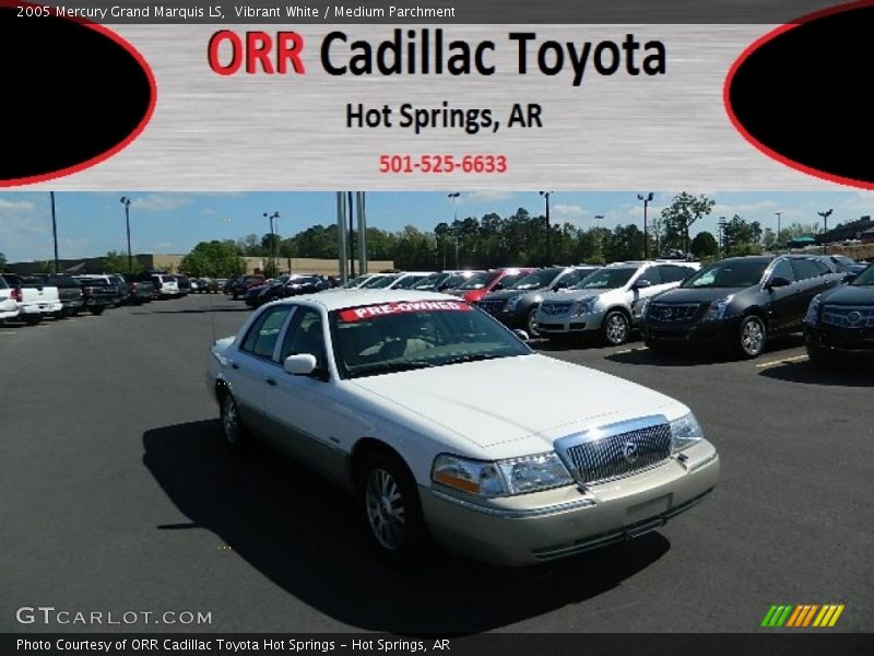 Vibrant White / Medium Parchment 2005 Mercury Grand Marquis LS