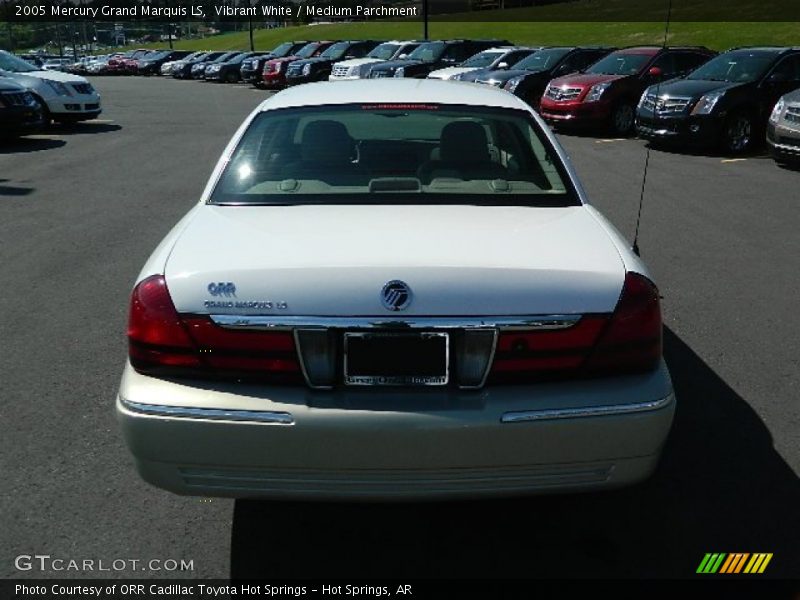 Vibrant White / Medium Parchment 2005 Mercury Grand Marquis LS