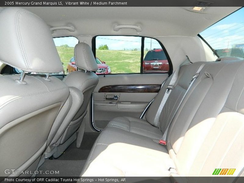 Vibrant White / Medium Parchment 2005 Mercury Grand Marquis LS