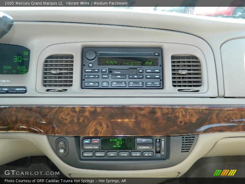 Vibrant White / Medium Parchment 2005 Mercury Grand Marquis LS