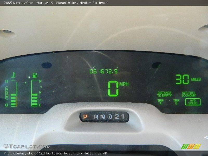 Vibrant White / Medium Parchment 2005 Mercury Grand Marquis LS