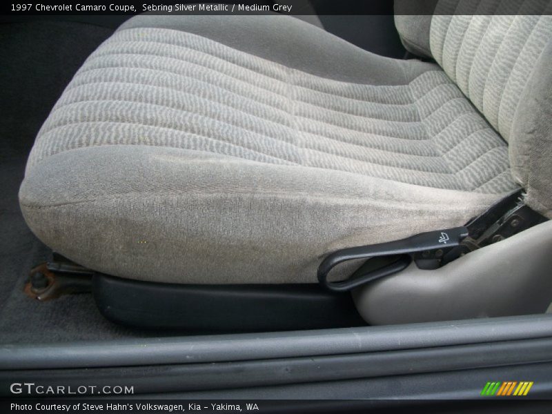 Sebring Silver Metallic / Medium Grey 1997 Chevrolet Camaro Coupe