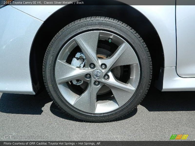 Classic Silver Metallic / Black 2012 Toyota Camry SE V6