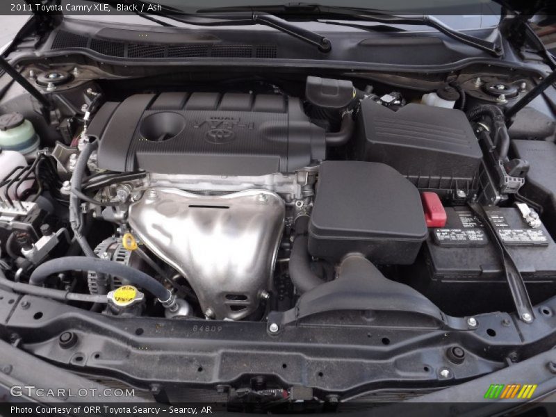 Black / Ash 2011 Toyota Camry XLE