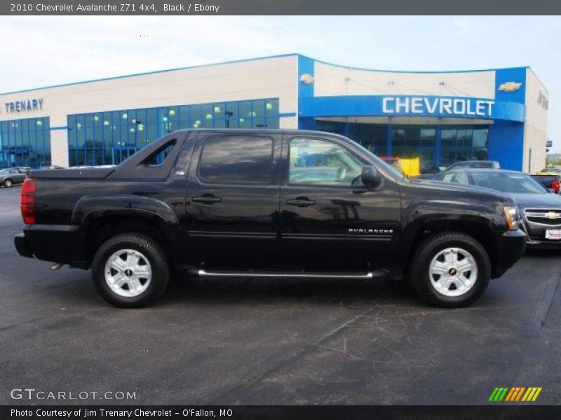 Black / Ebony 2010 Chevrolet Avalanche Z71 4x4