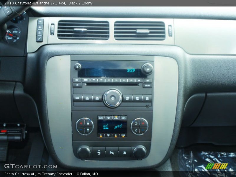 Black / Ebony 2010 Chevrolet Avalanche Z71 4x4