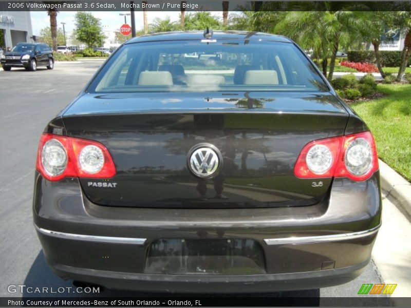 Mocha Brown / Pure Beige 2006 Volkswagen Passat 3.6 Sedan