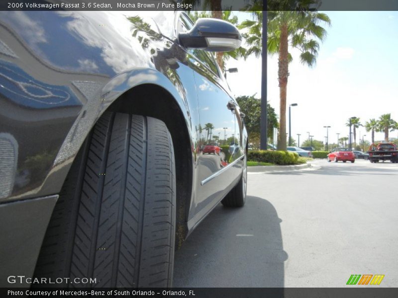 Mocha Brown / Pure Beige 2006 Volkswagen Passat 3.6 Sedan
