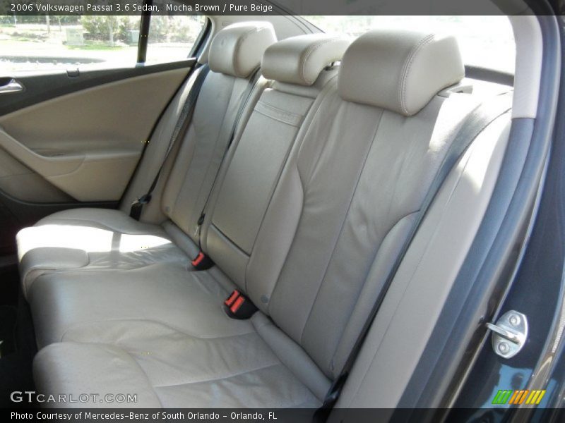 Rear Seat of 2006 Passat 3.6 Sedan
