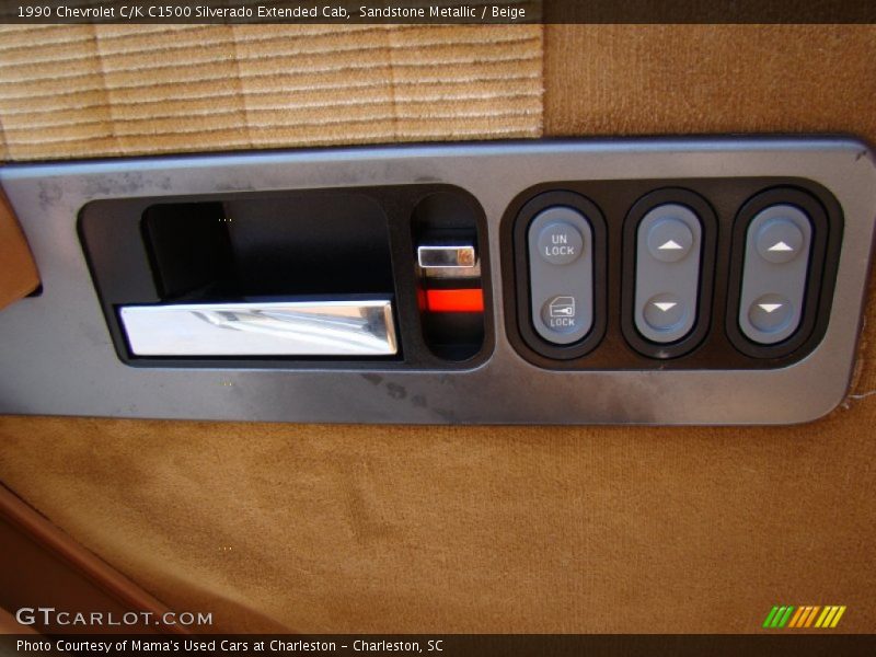 Controls of 1990 C/K C1500 Silverado Extended Cab