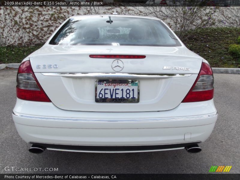 Arctic White / Black 2009 Mercedes-Benz E 350 Sedan