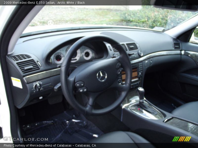 Arctic White / Black 2009 Mercedes-Benz E 350 Sedan