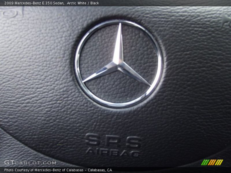 Arctic White / Black 2009 Mercedes-Benz E 350 Sedan