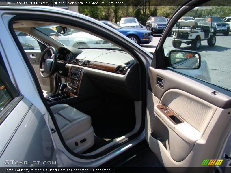 Brilliant Silver Metallic / Medium Light Stone 2009 Ford Taurus Limited