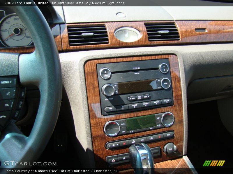 Brilliant Silver Metallic / Medium Light Stone 2009 Ford Taurus Limited