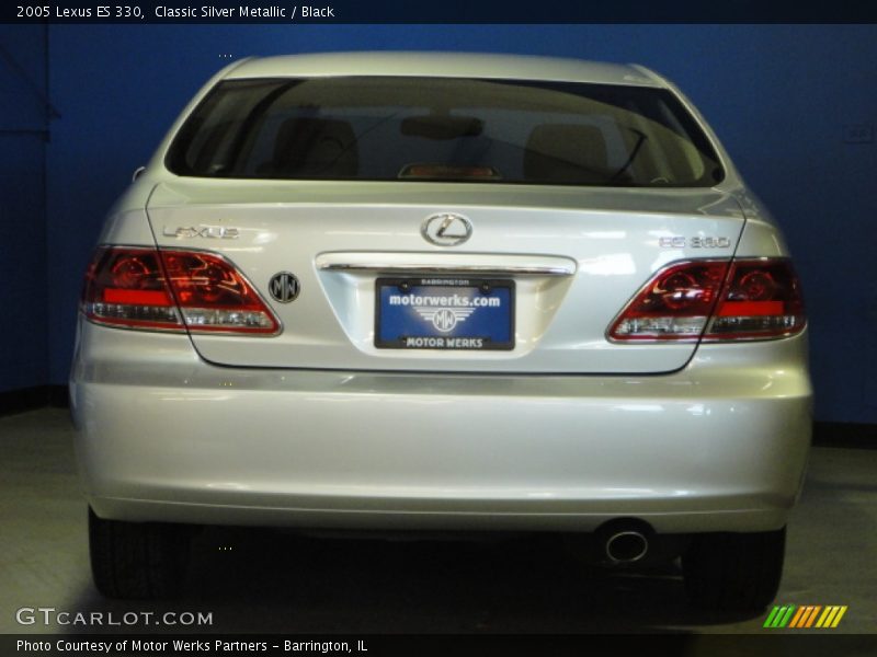 Classic Silver Metallic / Black 2005 Lexus ES 330