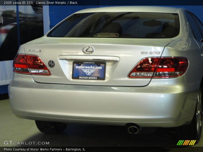 Classic Silver Metallic / Black 2005 Lexus ES 330