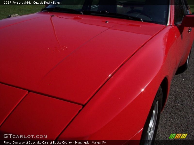 Guards Red / Beige 1987 Porsche 944