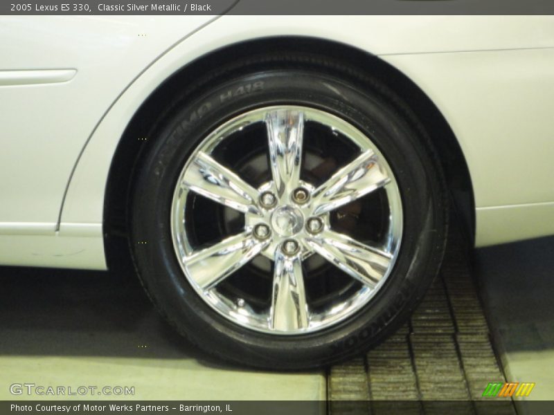 Classic Silver Metallic / Black 2005 Lexus ES 330