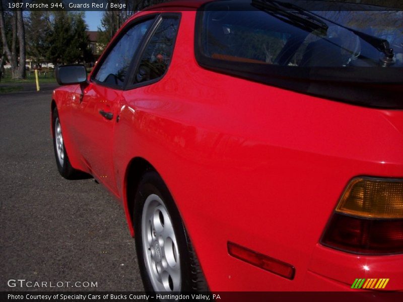 Guards Red / Beige 1987 Porsche 944