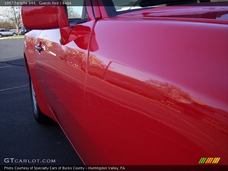 Guards Red / Beige 1987 Porsche 944