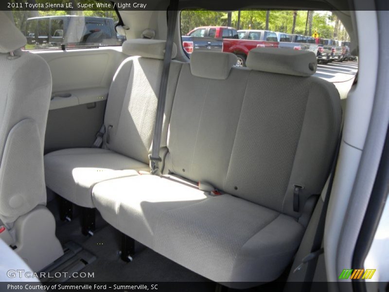Super White / Light Gray 2011 Toyota Sienna LE