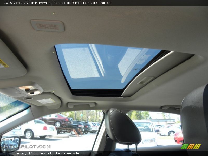 Tuxedo Black Metallic / Dark Charcoal 2010 Mercury Milan I4 Premier