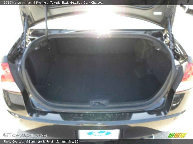 Tuxedo Black Metallic / Dark Charcoal 2010 Mercury Milan I4 Premier