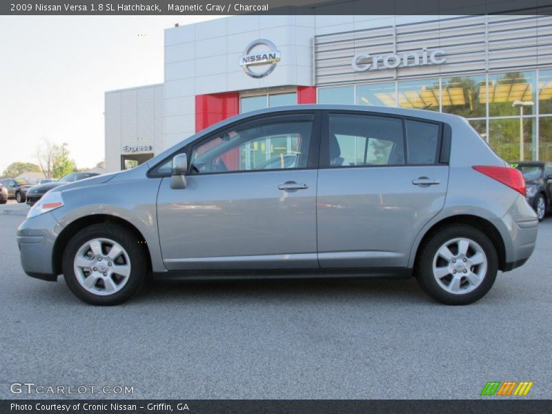 Magnetic Gray / Charcoal 2009 Nissan Versa 1.8 SL Hatchback