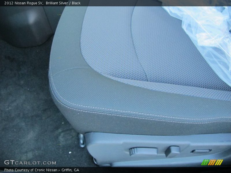 Brilliant Silver / Black 2012 Nissan Rogue SV