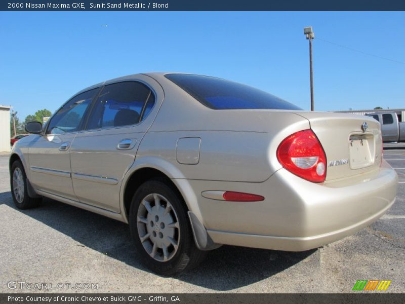 Sunlit Sand Metallic / Blond 2000 Nissan Maxima GXE