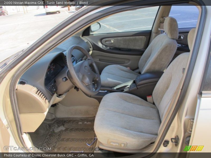 Sunlit Sand Metallic / Blond 2000 Nissan Maxima GXE