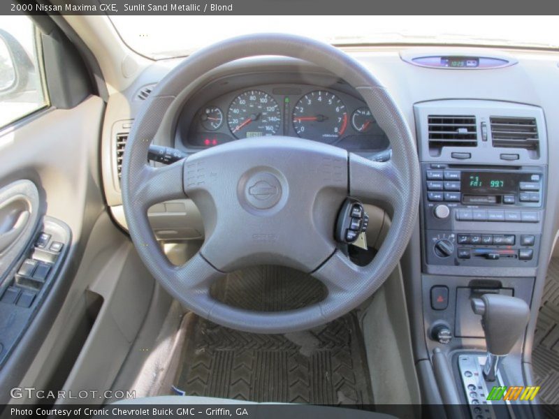 Sunlit Sand Metallic / Blond 2000 Nissan Maxima GXE