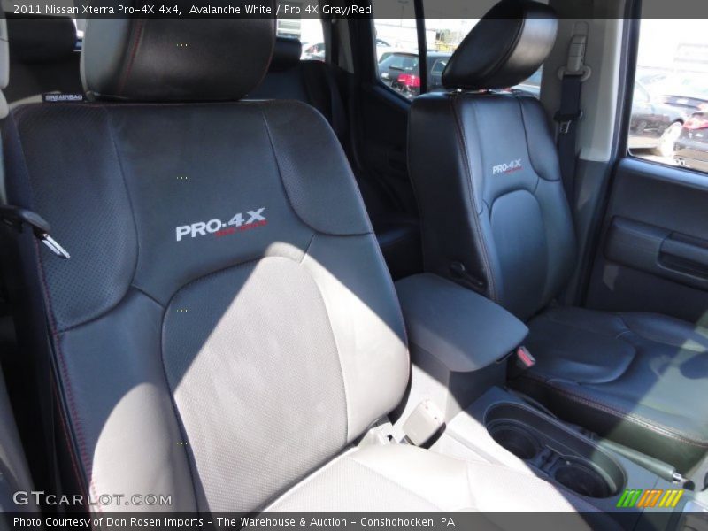 Avalanche White / Pro 4X Gray/Red 2011 Nissan Xterra Pro-4X 4x4