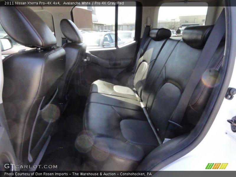 Avalanche White / Pro 4X Gray/Red 2011 Nissan Xterra Pro-4X 4x4